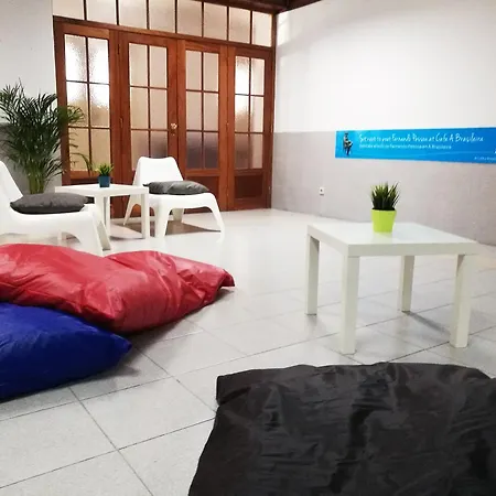 & Experiences - Entrecampos Guest house Lisbon